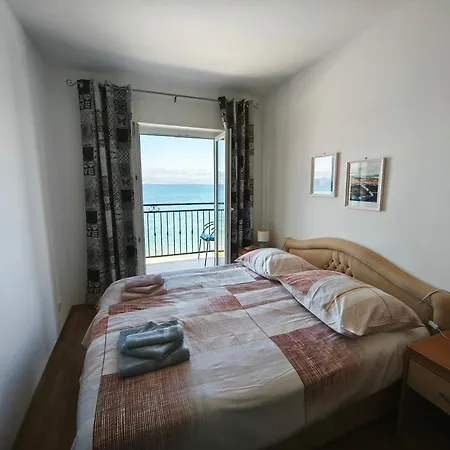 Tatil Evi Lucica *