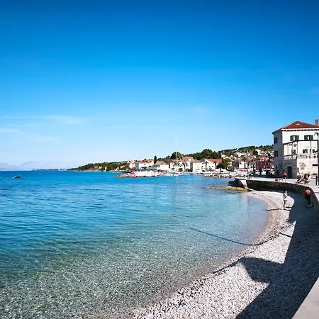 Lucica Tatil Evi