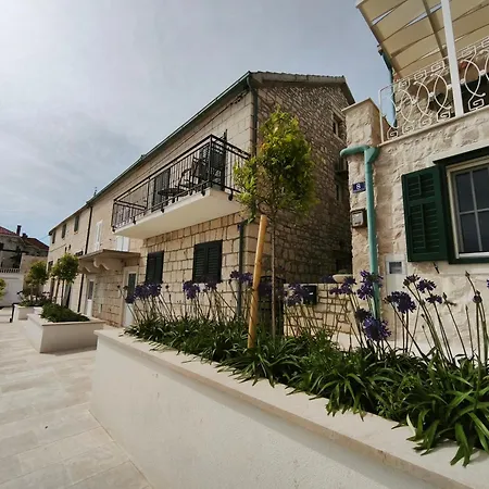 Tatil Evi Lucica Sutivan