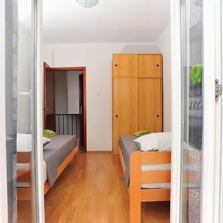 Tatil Evi Lucica Sutivan