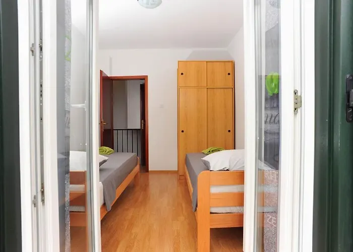 펜션 Lucica 수티반