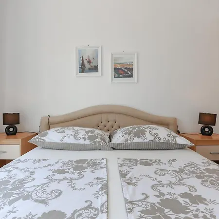 Lucica Casa vacanze Sutivan